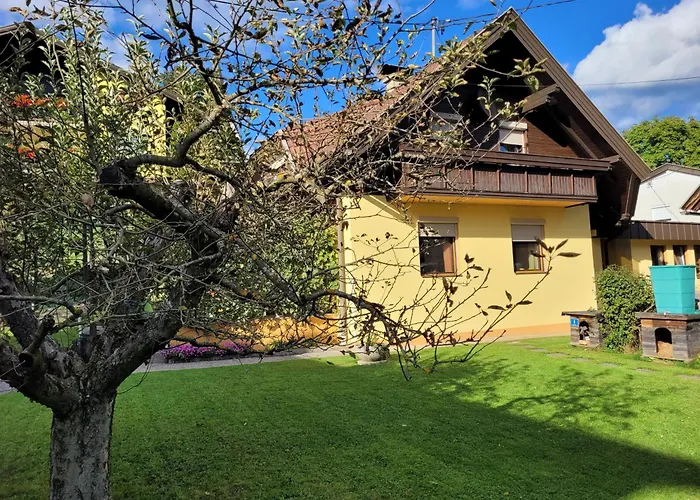 Haus Seebrise Dom wakacyjny Faak am See